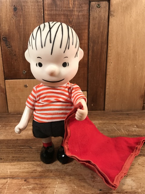 Vintage Peanuts Snoopy “Linus” Pocket Doll Figure (1)