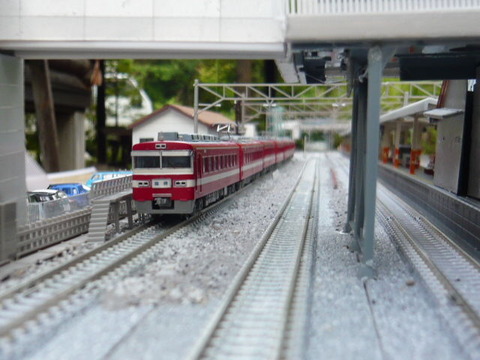 北秋日部駅(R)と東武1819編成その1