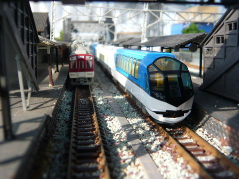 しらない温泉駅と近鉄50000系と9000系その2