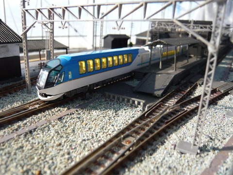 しらない温泉駅と近鉄50000系その1