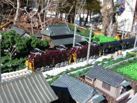 三枚下駅付近と東武ED5080形その1