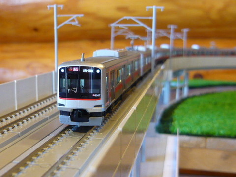本日のフル編成運転(16')と東急5050系その1