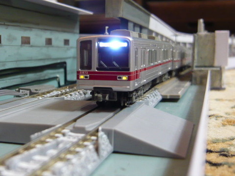 飢乃町駅と東武20070系その1