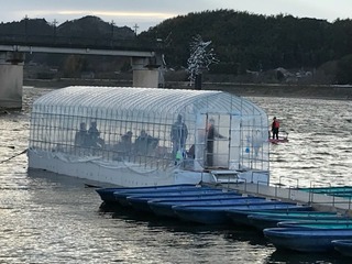 2017-12-16-15-00-19