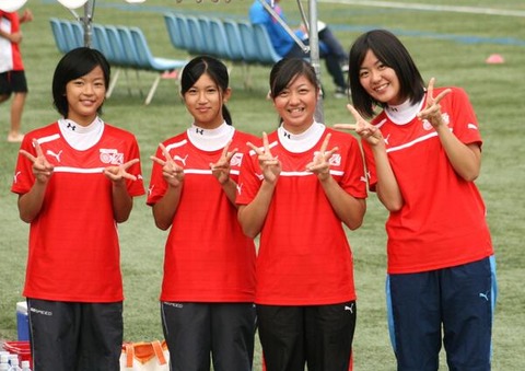PUMA サッカー部女子マネージャー : ジャージ&ユニフォーム女子 PUMA サッカー部女子マネージャー : ジャージ&ユニフォーム女子