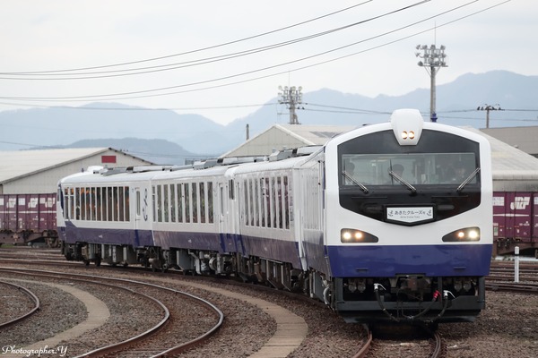 JR東日本、「秋田港海の祭典」で秋田港クルーズ列車を運転