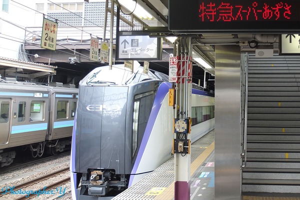 【フォトレポート】JR東日本、中央線新型特急E353系の営業運転を前に報道陣向け試乗会を実施