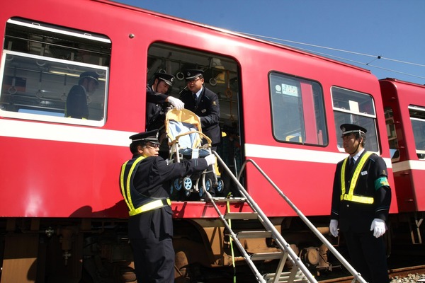 京浜急行電鉄、10月15日に「鉄道事故復旧訓練」見学者を100名募集！