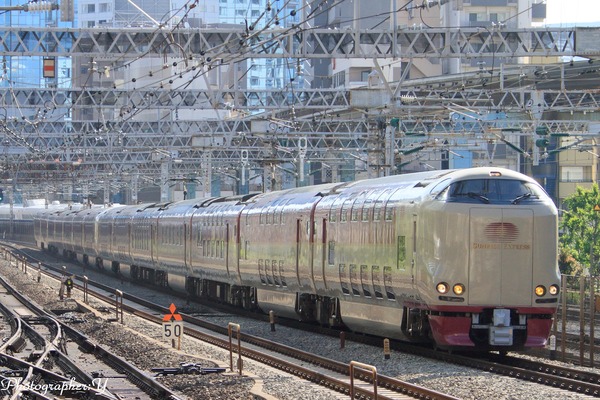 JR西日本、京都発臨時列車「サンライズ出雲93号」の停車駅でのおもてなし