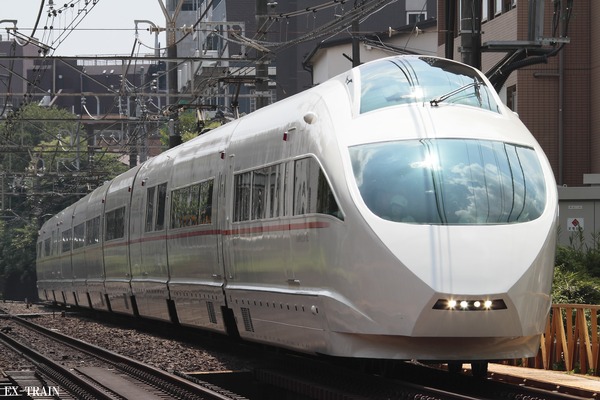 小田急電鉄、大晦日から元旦にかけ終夜運転を実施