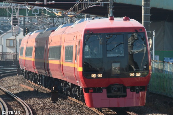JR東日本、千葉駅発着の特急「きぬがわ」を運転