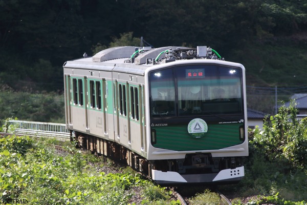 鉄道友の会「ローレル賞」受賞式典開催、JR東日本のEV-E301系（ACCUM）が受賞！