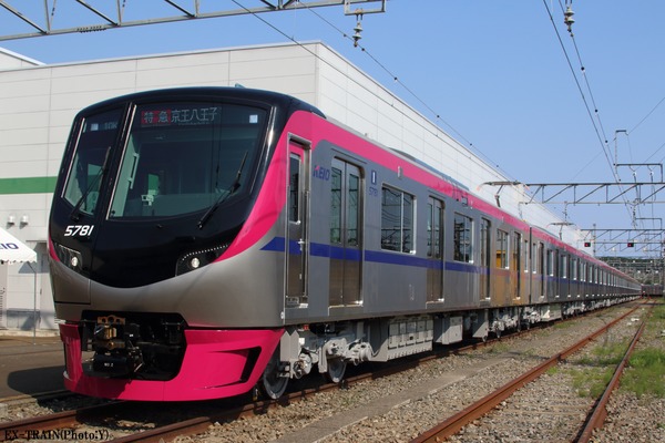 京王電鉄、初の有料座席指定列車の愛称を「京王ライナー」に決定、2月22日から運行開始