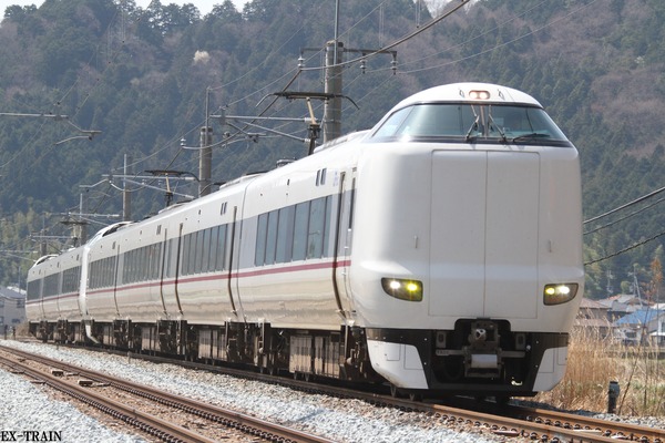 JR西日本、287系に北近畿の観光素材をラッピングした特急列車を8月25日から運転！