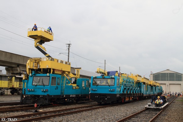 JR東日本、新幹線工事用車両鷲宮保守基地で10月1日に公開