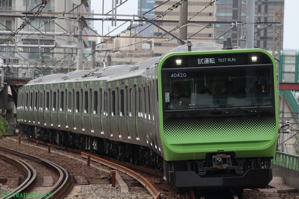JR東日本、山手線E235系通勤形車両へ防犯カメラを設置