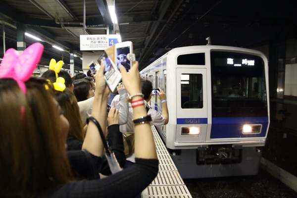 西武鉄道、国内最大級のクラブイベントageHaとコラボ　日本初のEDMトレイン「SEIBU RAILWAY PRESENTS ageHa TRAIN」を運行！