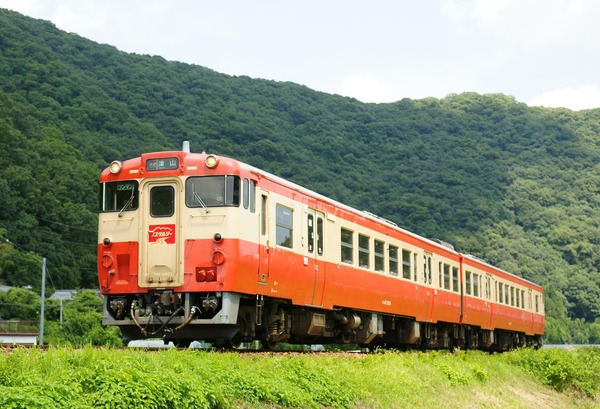 JR西日本、キリンビール・日本旅行との共同企画で「キリンビール列車しまなみ」を運行！
