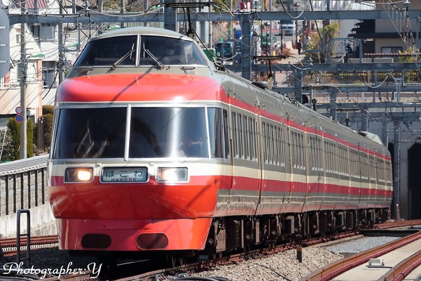 小田急電鉄、特急ロマンスカー・LSE 7000形が7月10日に定期運行を終了