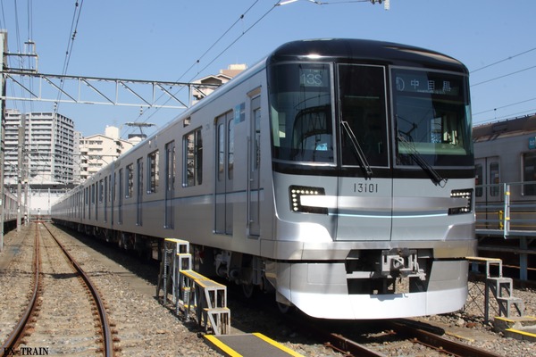 東京メトロ、日比谷線新型車両13000系を12月23日～25日の3日間限定で特別運行！