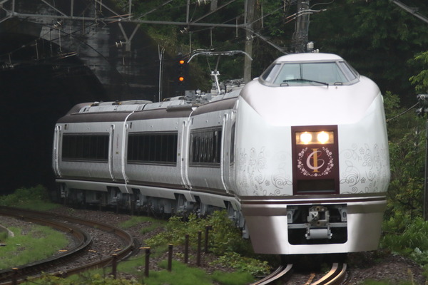 JR東日本、リゾート列車「IZU CRAILE（伊豆クレイル）」冬商品発売決定！