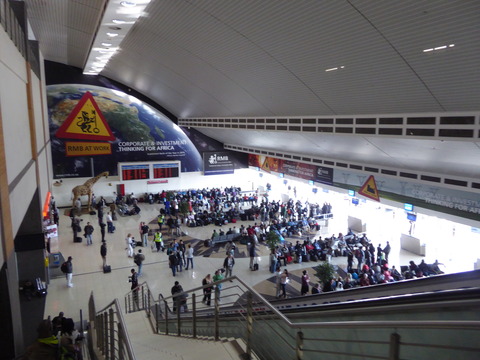 ①ヨハネスブルグ空港 (4)