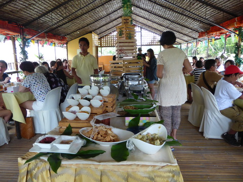 Loboc River Lunch Cruise (5)