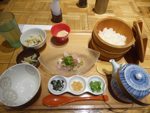 夕食