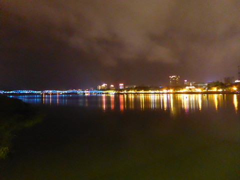 フエの夜景2