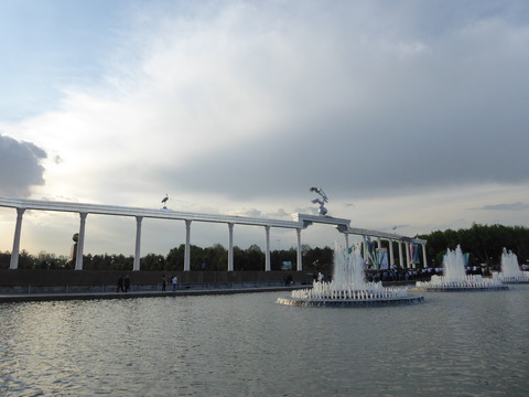 独立広場2