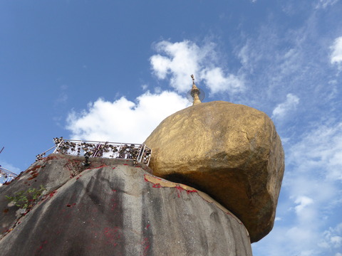 Golden Rock6