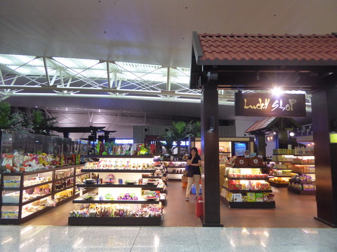 ハノイ空港 (2)