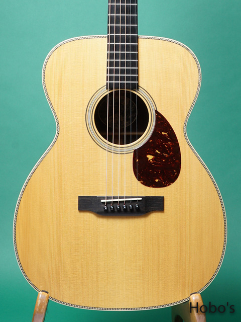 Collings OM2H G Custom【試奏レビュー】 : 木の温もりを鉄弦に