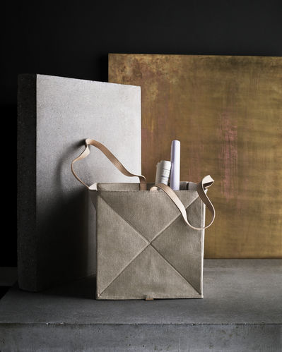 8384_Objects - Origami