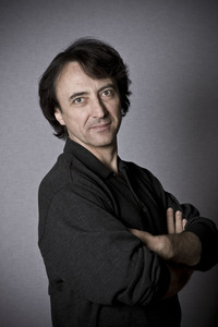 Jean-Efflam Bavouzet High Res 4 - credit Paul Mitchell