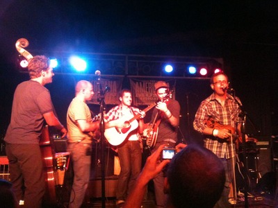 infamous_stringdusters