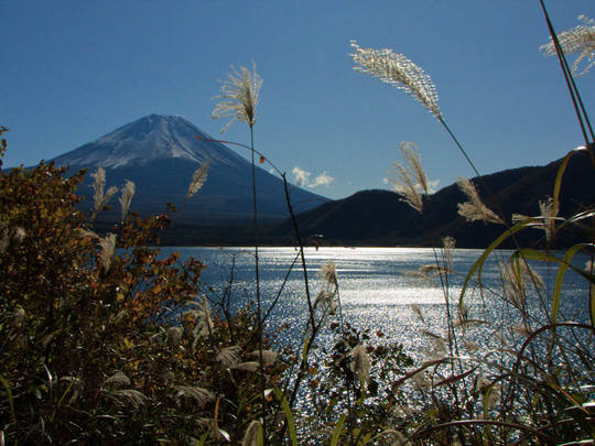 本栖湖からの富士山-8