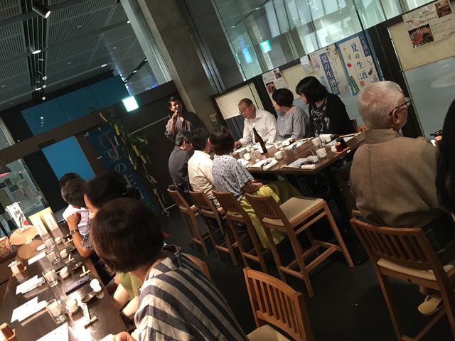 写真2 敷波店長開会