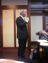 岡内会長さん中締め20140307