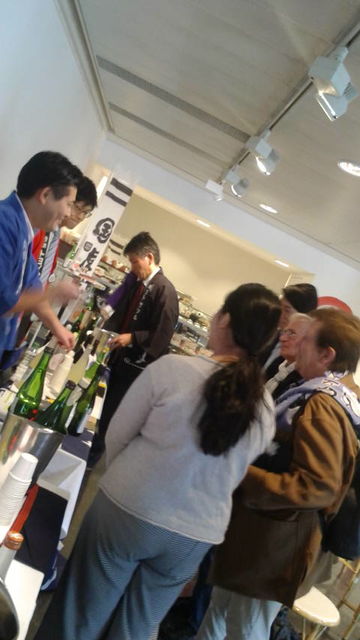 (17)お客様試飲中