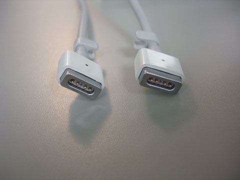 MagSafe接続部比較