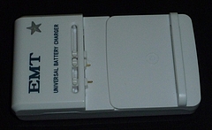 バッテリーチャージャー(EMT-UCW1101)