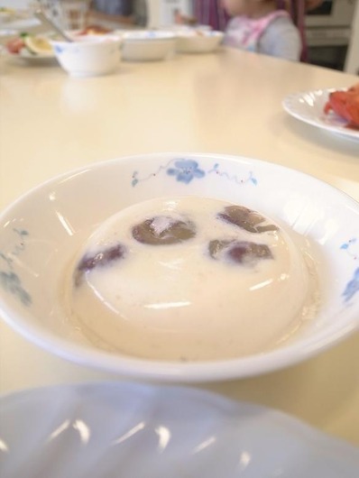 ブドウと豆乳の寒天ゼリーb
