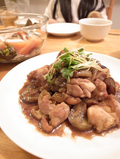 鶏とナスのバルサミコ酢炒めb