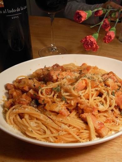 母の日トマトソースパスタ