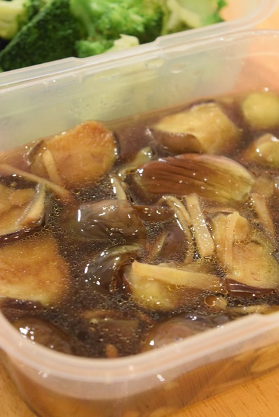 ナス焼きの麺つゆ漬け