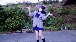 【JK】大胆M字開脚でパンチラ！？