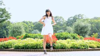 【美少女】純白ワンピースの少女がパンチラ！？