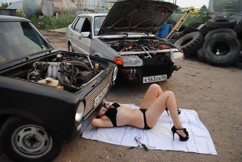 ladies_mechanic