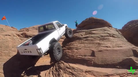 Jeep Comanche takes on Sand Hollow